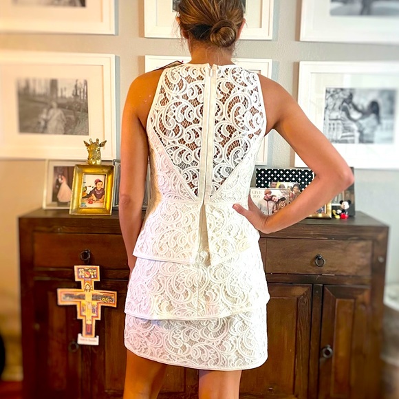 BCBG New white lace cocktail dress - Picture 1 of 5